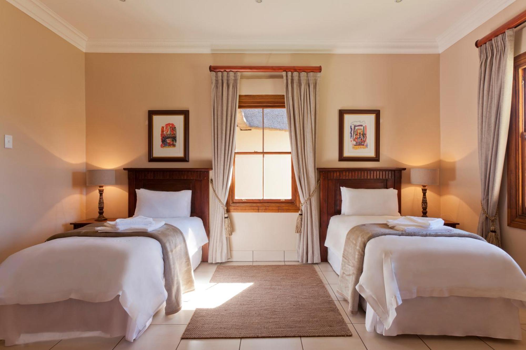Whispering Waters Apartment Fort Nottingham Bagian luar foto