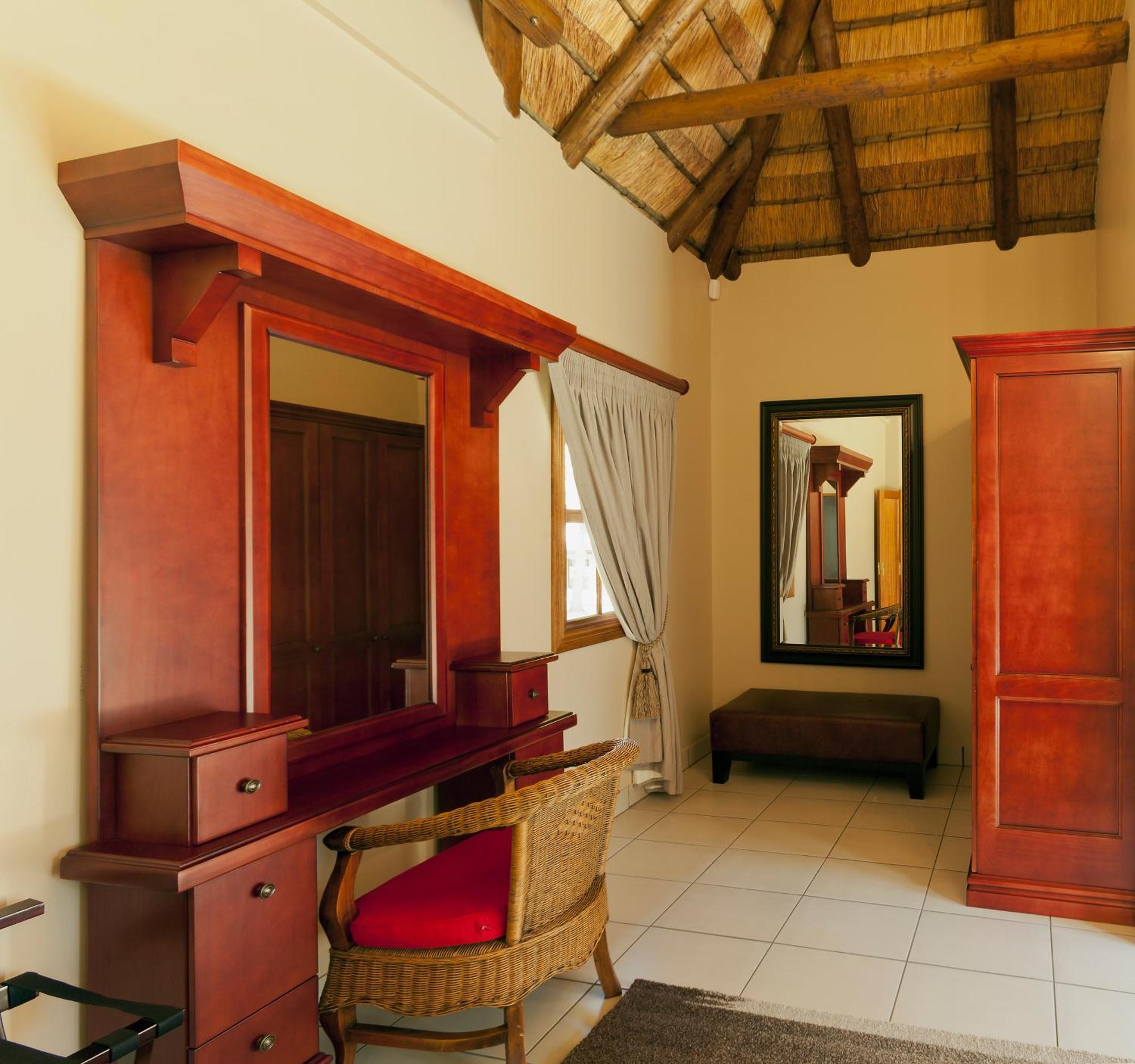 Whispering Waters Apartment Fort Nottingham Bagian luar foto